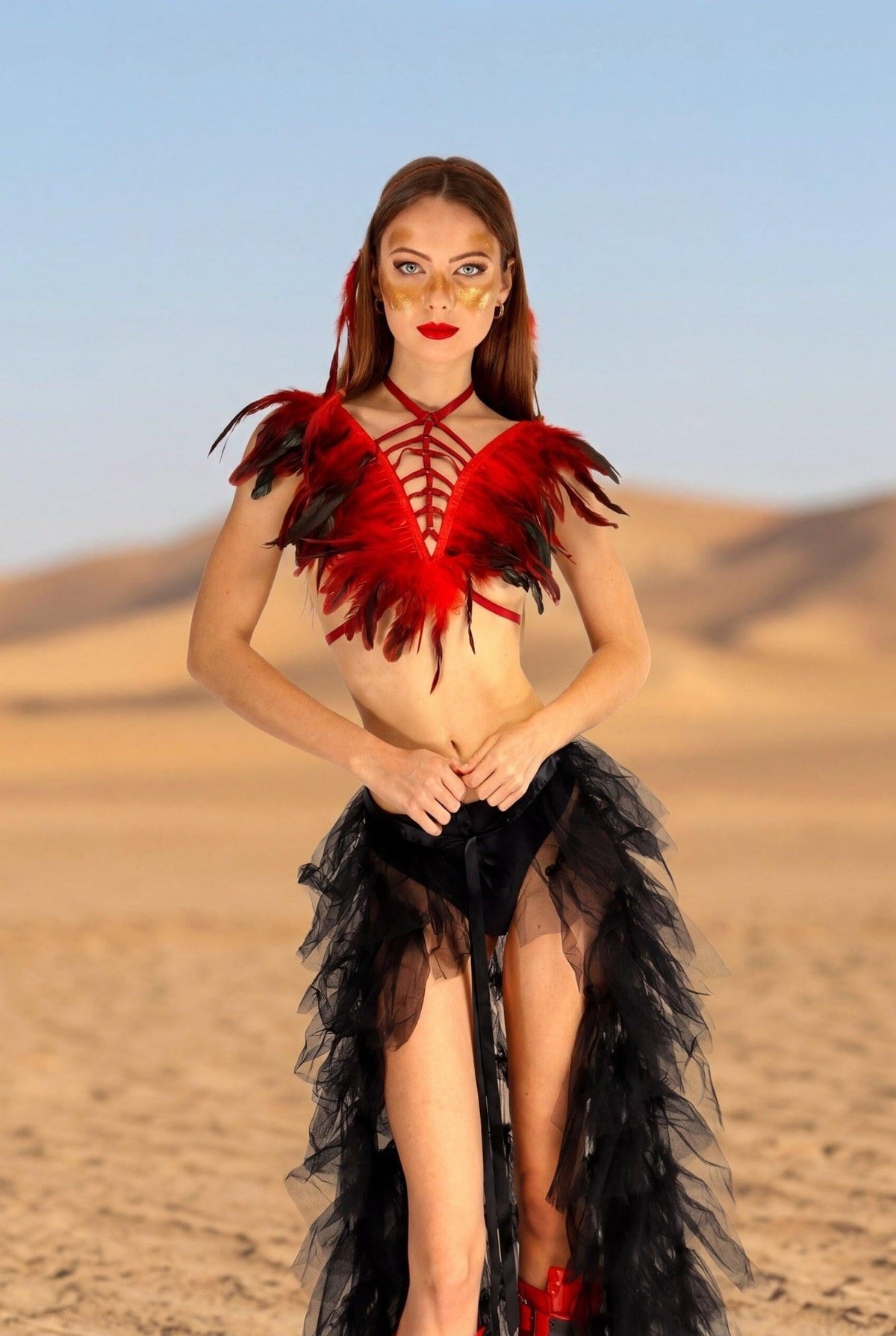 Fayra Fetaher Top Feather Iconic Outfitters 